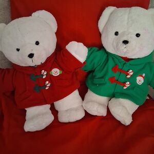 VTG KMART 2007 Teddy Bear Duo - Red and Green Coats